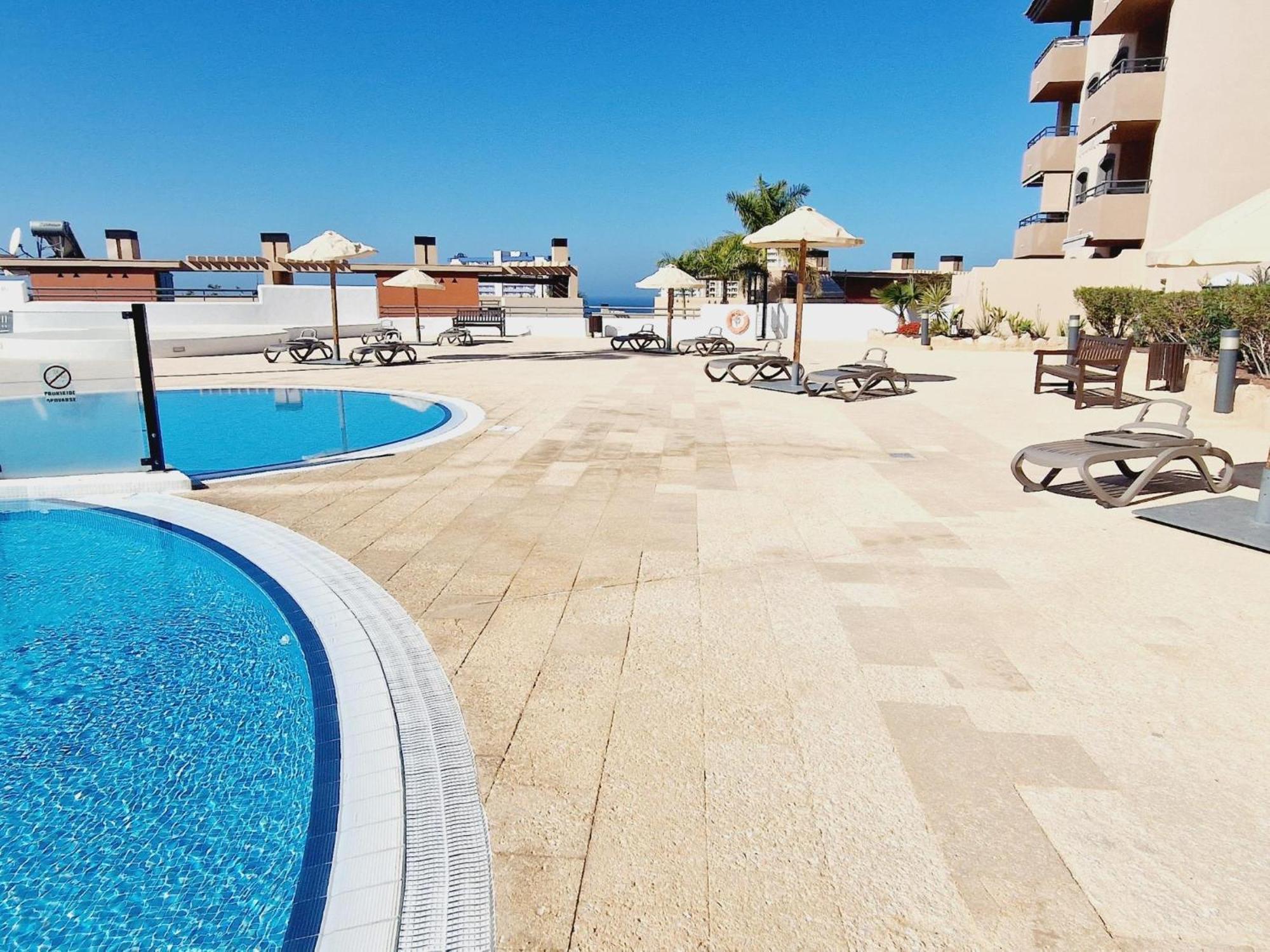 Paraiso 2 Bedroom Terrace Wifi Free プラヤ・パライソ エクステリア 写真